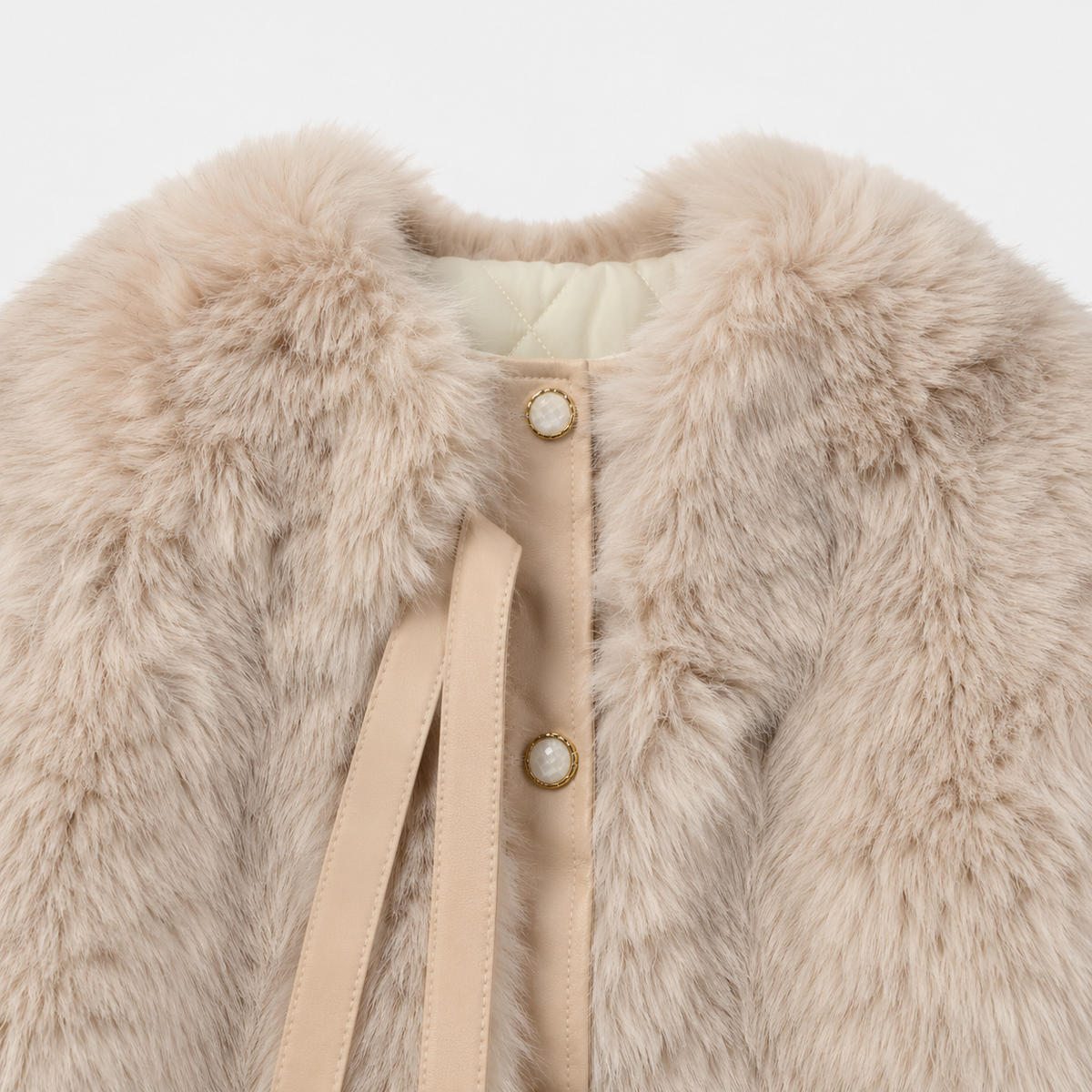 Abrigo Corto de Faux Fur con Forro Acolchado