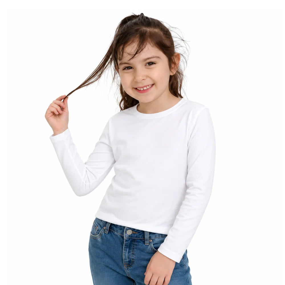 Niña usando camiseta manga larga infantil Pascalle blanca