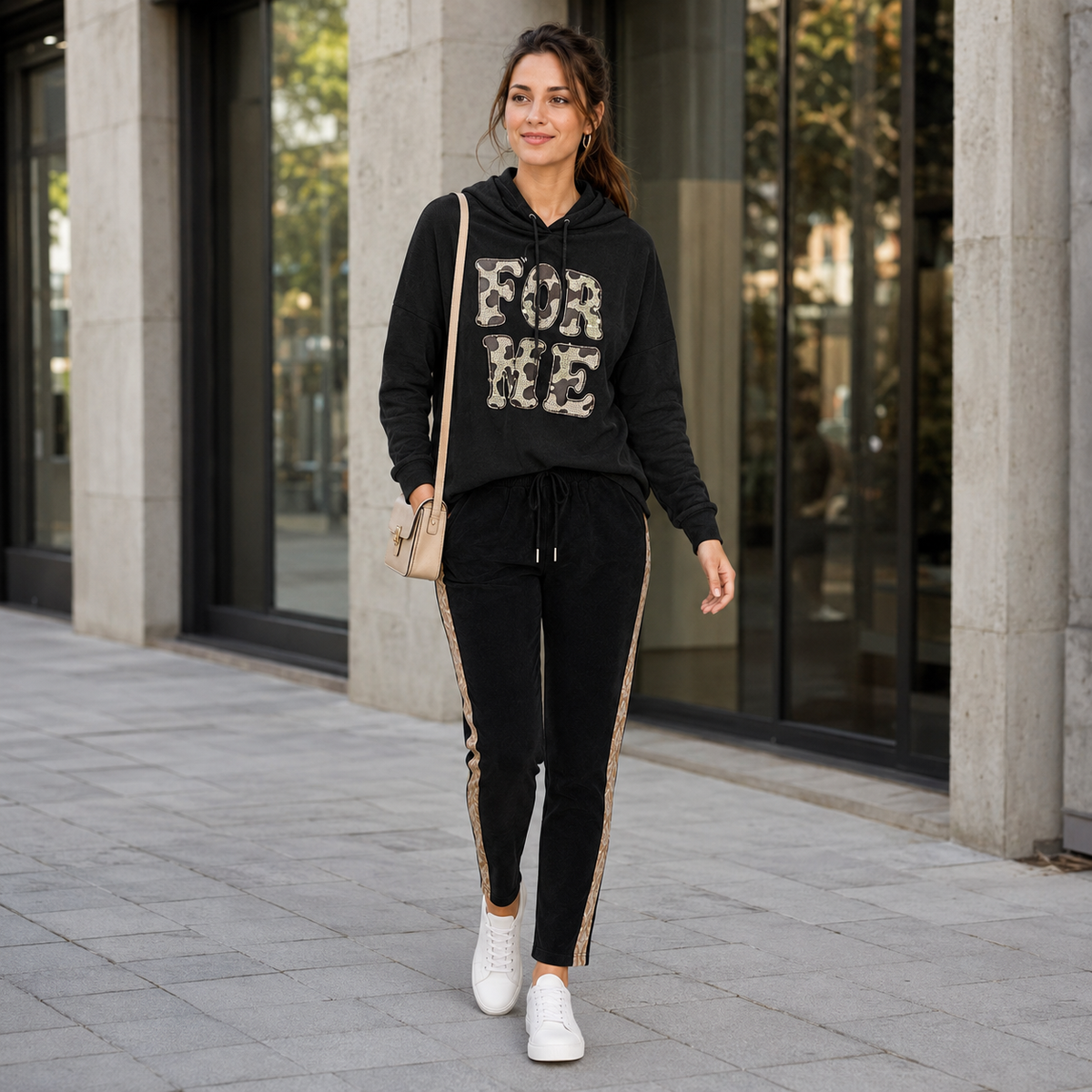 Jogger Plush Milano - black - Pascalle